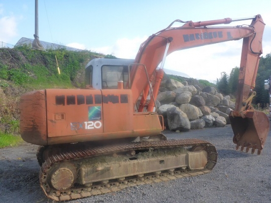 รถขุด HITACHI.  EX 120-2M    เก่านอกแท้ๆ From. Japan.   นิวส์ 083-4953407 , 085-8332943 เจ้าของขายเอง ติดต่อโดยตรง