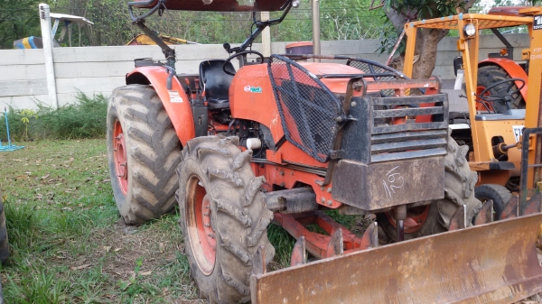 คูโบต้า M 8540 พร้อมใบมีดหน้า และ หาง มือสองถูกม๊าก มาก 480000 บาท