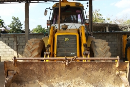 JCB 4CX