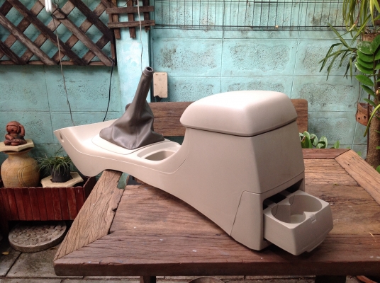 คอนโซลเกียร์ vigo