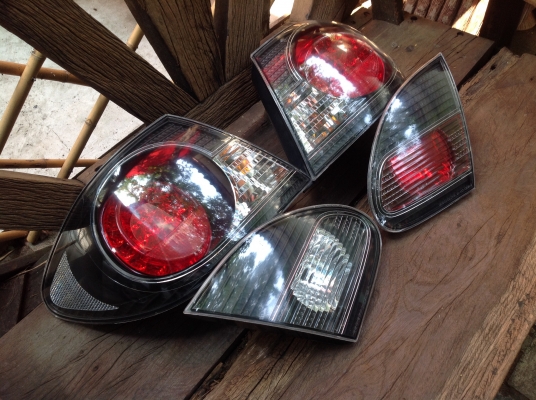 ไฟท้ายแต่ง toyota altis โฉมปี 2004-2007