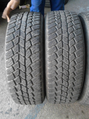 235/65R17 ROADSTONE ROADIAN ATII ชุด 4 เส้น ปี 2012 สึกเล็กน้อย 2 เส้น TEL.081-427-3941 235/65R17 ROADSTONE ROADIAN ATII ชุด 4 เส้น ปี 2012 สึกเล็กน้อย 2 เส้น TEL.081-427-3941