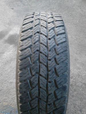 235/65R17 ROADSTONE ROADIAN ATII ชุด 4 เส้น ปี 2012 สึกเล็กน้อย 2 เส้น TEL.081-427-3941 235/65R17 ROADSTONE ROADIAN ATII ชุด 4 เส้น ปี 2012 สึกเล็กน้อย 2 เส้น TEL.081-427-3941