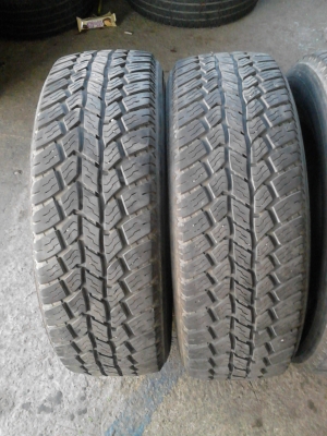 235/65R17 ROADSTONE ROADIAN ATII ชุด 4 เส้น ปี 2012 สึกเล็กน้อย 2 เส้น TEL.081-427-3941 235/65R17 ROADSTONE ROADIAN ATII ชุด 4 เส้น ปี 2012 สึกเล็กน้อย 2 เส้น TEL.081-427-3941