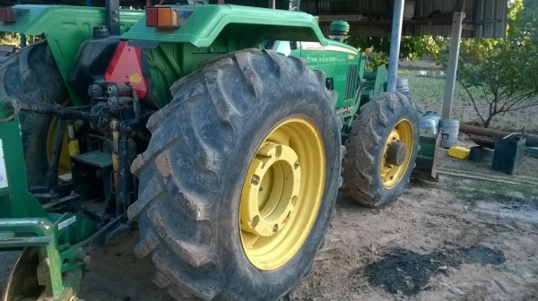 ขายรถไถ JOHN DEERE 5310K สภาพสวยพร้อมใช้ 2 เพลา พร้อมผานดันหน้า ผาน 6 โรตารี่ และผานยกร่อง