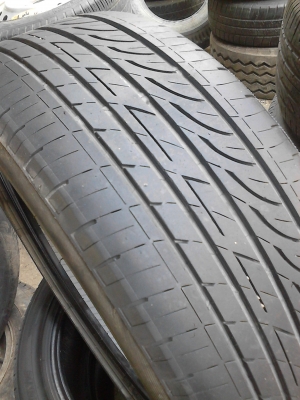 215/50R17 BRIDGESTONE  TURANZA GR-90 ปี2012  มี 3 เส้น TEL.081-427-3941