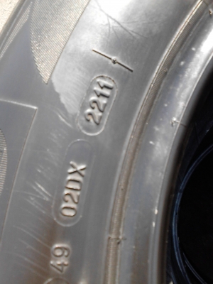 215/60R16 MICHELIN ENERGY XM-2 สวย ดอกยางหนา เสมอ TEL.081-427-3941 215/60R16 MICHELIN ENERGY XM-2 สวย ดอกยางหนา เสมอ TEL.081-427-3941