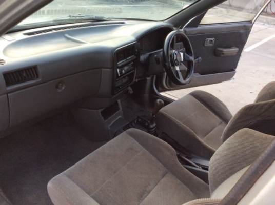 ขายรถนิสสัน NV ปี96 เครื่อง 1.6 เกียร์ธรรมดา ติดแก๊ส LPG เพาเวอร์ ภายในเดิมๆเบาะไม่ขาด แอร์เย็นฉ่ำ ตัวถังเดิม สีต้องเก็บ แม็ก15" เครื่องแน่นวิ่งดี ขายถูกครับ