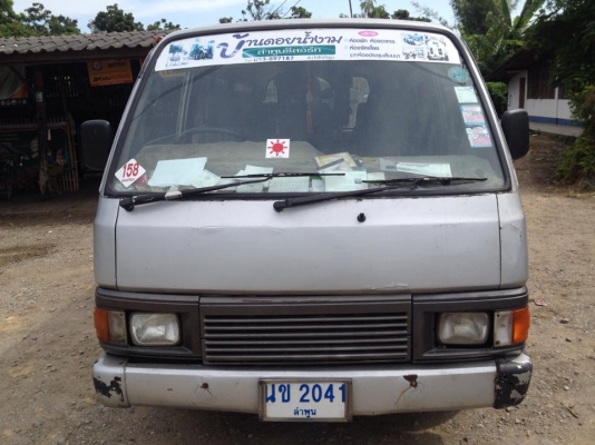 ขายรถตู้นิสสัน Urvanทะเบียนโอน