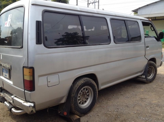 ขายรถตู้นิสสัน Urvanทะเบียนโอน