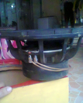 ขายซับ12นิ้ว แม่เหล็ก2ก้อน ว้อยคู3นิ้ว สภาพดี1000บาท ขายซับ12นิ้ว แม่เหล็ก2ก้อน ว้อยคู3นิ้ว สภาพดี1000บาท