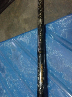 คันเบสตีเหยื่อปลอมพร้อมรอก abu คันเบสตีเหยื่อปลอมพร้อมรอก abu