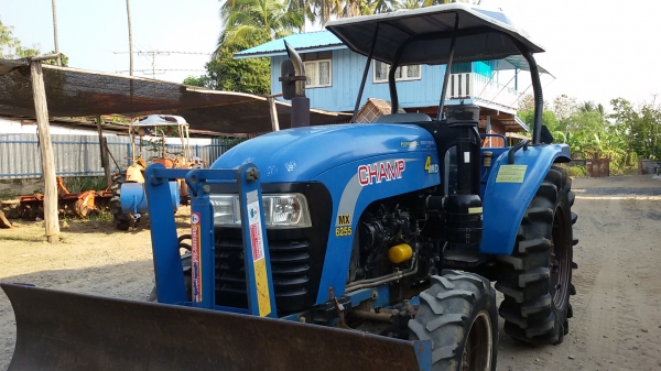ปัญญาแทรคเตอร์ จัดให้ ด่วน!!!สภาพสวยๆ สีเดิมๆ  แชมป์ MX 6255 ใบมีดคานล่าง (ก.เกษตร)พร้อม ผาน7 ทำงาน 2,055ชม.ส่งทั่วไทย ส่ง อ.บรบือ จ.มหาสารคาม