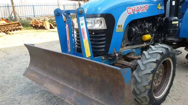 ปัญญาแทรคเตอร์ จัดให้ ด่วน!!!สภาพสวยๆ สีเดิมๆ  แชมป์ MX 6255 ใบมีดคานล่าง (ก.เกษตร)พร้อม ผาน7 ทำงาน 2,055ชม.ส่งทั่วไทย ส่ง อ.บรบือ จ.มหาสารคาม