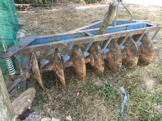 FORD  6640    2เพลาทะเบียนพร้อมโอน  ผาน7ผาน3