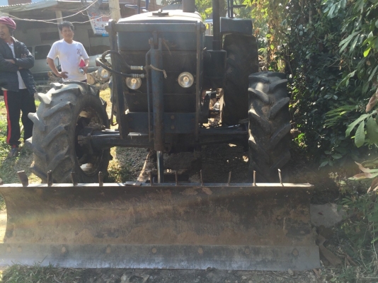 FORD  6640    2เพลาทะเบียนพร้อมโอน  ผาน7ผาน3