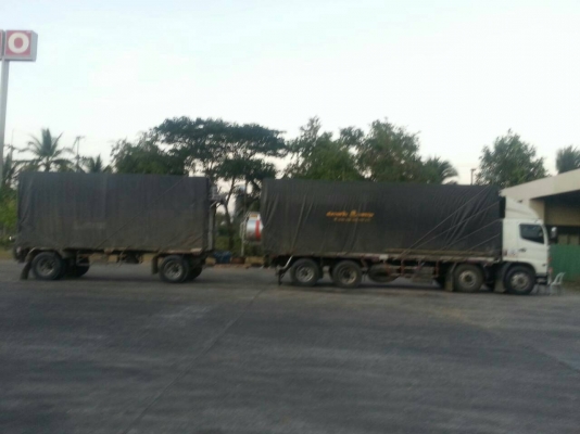 ขายรถบรรทุก 20 ล้อพ่วงแม่ลูกคอกเกษตรไม่ดัมพ์ HINO MEGA 220 แรงม้า 12 ล้อยกล้อหลังได้ หางพ่วง 2 เพลา ราคา 1250000