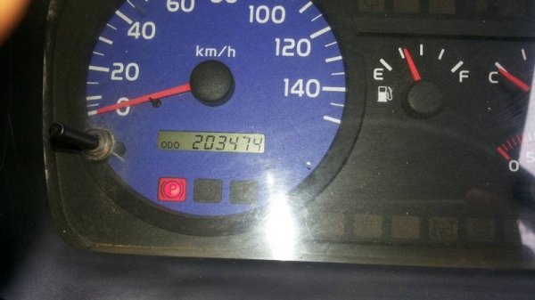 รถฮีโน่ 6 ล้อดั้ม 150 แรงม้า. ปี 50 ( รถวิ่ง 2xx,xxx กม. )    สนใจติดต่อ  081 - 6079515