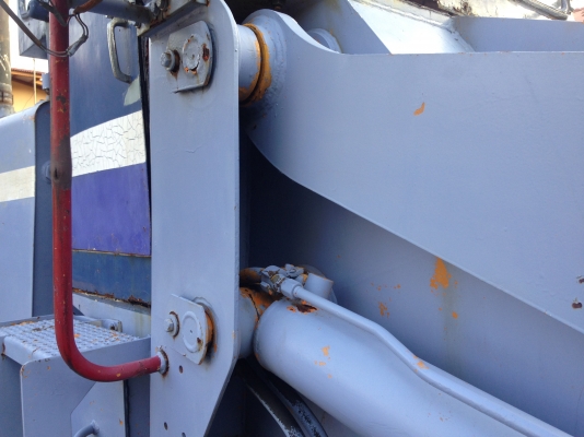 ขายรถตัก Komatsu 510 ; รถเก่าญี่ปุ่น 100\%;  สภาพสวยพร้อมใช้งานได้ทันที สนใจติดต่อ 081-9485494