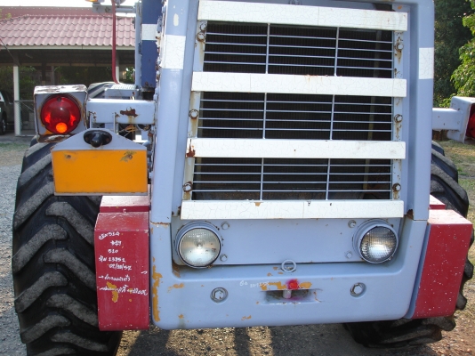 ขายรถตัก Komatsu 510 ; รถเก่าญี่ปุ่น 100\%;  สภาพสวยพร้อมใช้งานได้ทันที สนใจติดต่อ 081-9485494