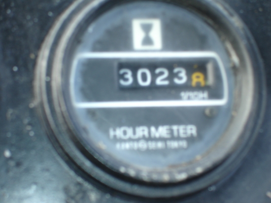 ขายรถตัก Komatsu 510 ; รถเก่าญี่ปุ่น 100\%;  สภาพสวยพร้อมใช้งานได้ทันที สนใจติดต่อ 081-9485494