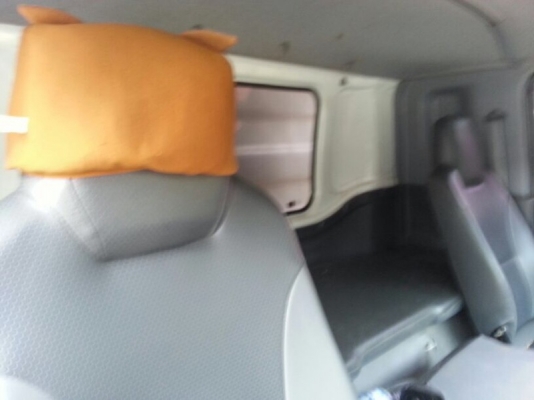 รถอีซูซุ 10 ล้อดั้ม  300  แรงม้า. ปี 55  ( รถวิ่ง 99,xxx กว่า กม. )   สนใจติดต่อ  081 - 6079515