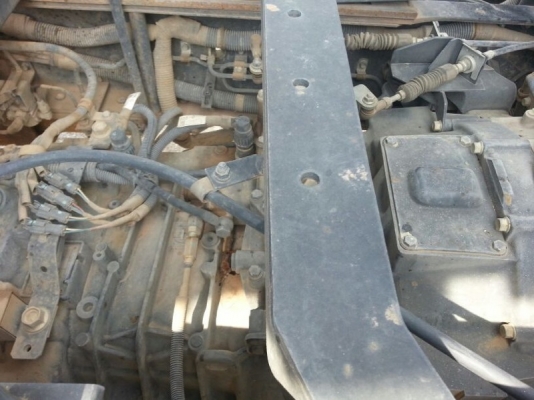 รถอีซูซุ 10 ล้อดั้ม  300  แรงม้า. ปี 55  ( รถวิ่ง 99,xxx กว่า กม. )   สนใจติดต่อ  081 - 6079515