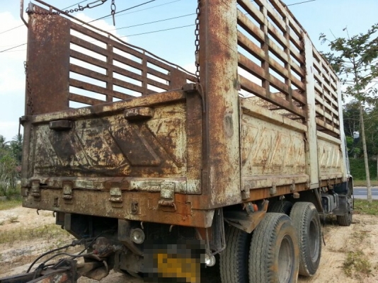 รถอีซูซุ 10 ล้อ  ( ไม่ดั้ม )  270 แรงม้า. ปี 49  ( ขายแม่ , ลูก. )   สนใจติดต่อ 081 - 6079515