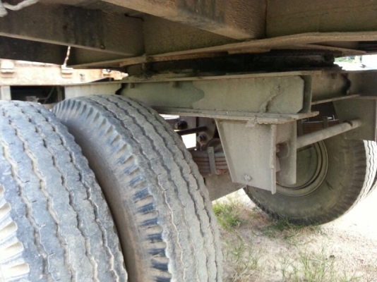 รถอีซูซุ 10 ล้อ  ( ไม่ดั้ม )  270 แรงม้า. ปี 49  ( ขายแม่ , ลูก. )   สนใจติดต่อ 081 - 6079515