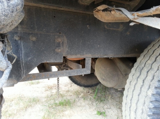 รถอีซูซุ 10 ล้อ  ( ไม่ดั้ม )  270 แรงม้า. ปี 49  ( ขายแม่ , ลูก. )   สนใจติดต่อ 081 - 6079515