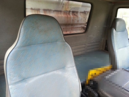 รถอีซูซุ 10 ล้อ  ( ไม่ดั้ม )  270 แรงม้า. ปี 49  ( ขายแม่ , ลูก. )   สนใจติดต่อ 081 - 6079515