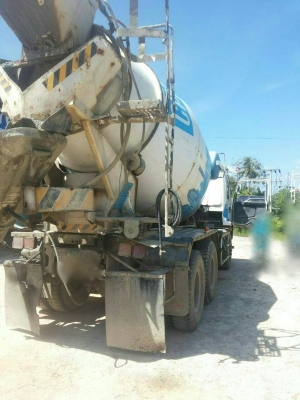 รถอีซูซุ 10 ล้อ โม่ปูน 270 แรงม้า. ปี 48 ( มีขาย 4 คัน. ) สนใจติดต่อ 081 - 6079515 รถอีซูซุ 10 ล้อ โม่ปูน 270 แรงม้า. ปี 48 ( มีขาย 4 คัน. ) สนใจติดต่อ 081 - 6079515