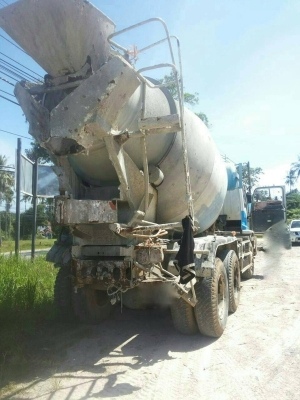 รถอีซูซุ 10 ล้อ โม่ปูน 270 แรงม้า. ปี 48 ( มีขาย 4 คัน. ) สนใจติดต่อ 081 - 6079515 รถอีซูซุ 10 ล้อ โม่ปูน 270 แรงม้า. ปี 48 ( มีขาย 4 คัน. ) สนใจติดต่อ 081 - 6079515