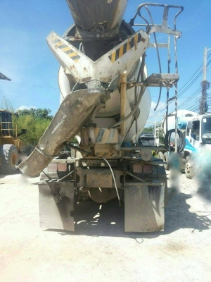 รถอีซูซุ 10 ล้อ โม่ปูน 270 แรงม้า. ปี 48 ( มีขาย 4 คัน. ) สนใจติดต่อ 081 - 6079515 รถอีซูซุ 10 ล้อ โม่ปูน 270 แรงม้า. ปี 48 ( มีขาย 4 คัน. ) สนใจติดต่อ 081 - 6079515