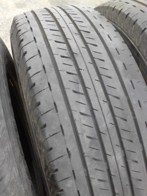 215/65R16 BRIDGESTONE DURAVIS R611 ชุด 4 เส้น ปี 2012 TEL.081-427-3941 215/65R16 BRIDGESTONE DURAVIS R611 ชุด 4 เส้น ปี 2012 TEL.081-427-3941