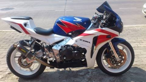 ขาย CBR400 Y.92 ทะเบียนเเท้