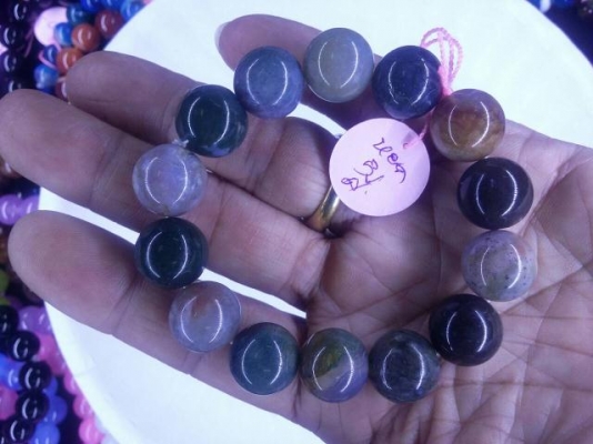 ข้อมือพลอยหินหลากสี