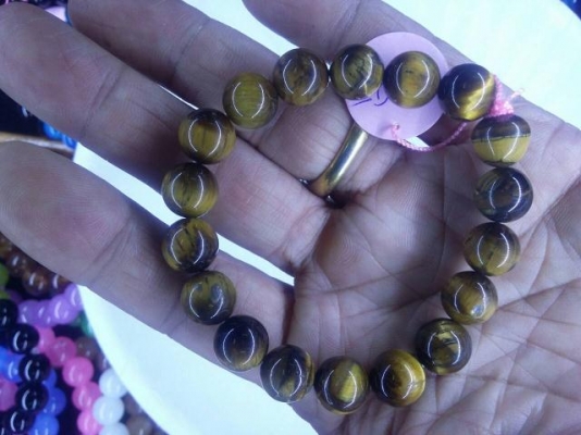 ข้อมือพลอยหินหลากสี