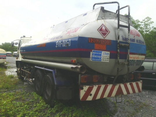 รถอีซูซุ 10 ล้อ บรรทุกน้ำมัน  FVZ  175 แรงม้า. ปี 38     สนใจติ ดต่อ  081 - 6079515