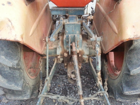 ขายคูโบต้า L2600 4 สูบตัวเปล่าสภาพดี เดิมๆ