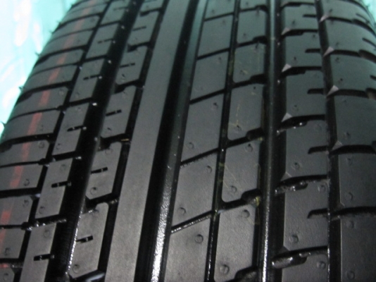 ขายล้อแม็กพร้อมยางป้ายแดง Nissan Almera ตัวท๊อปขอบ 15