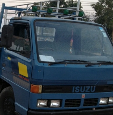 หกล้อ อีซูซุ NKR110แรง เกียร์สั้น สภาพเดิมสวย พร้อมใช้งาน ทะเบียนพร้อมโอน&hellip;ทุกจังหวัด&hellip;