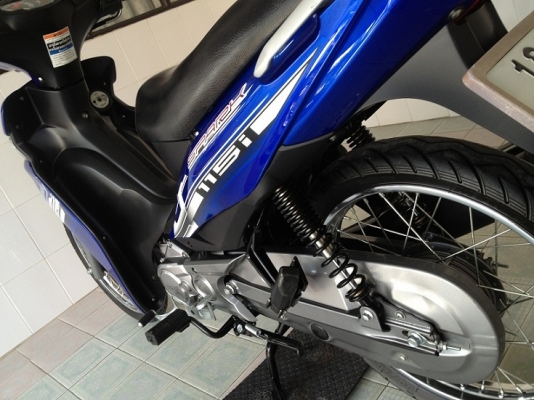 Spark115i สต๊าดมือ วิ่ง8000 ปี56 (ของแถม 4 รายการ)