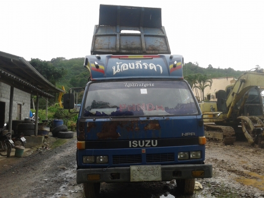 ขายรถบรรทุก6ล้อดั้ม