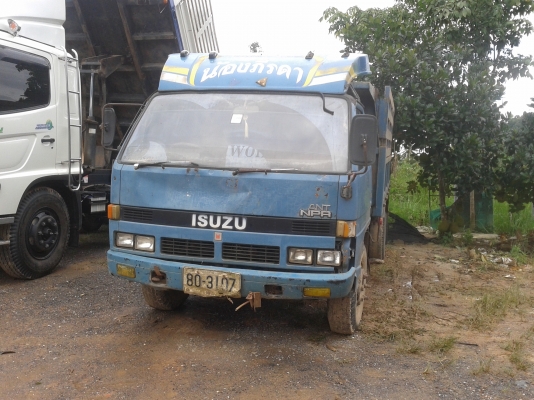 ขายรถบรรทุก6ล้อดั้ม