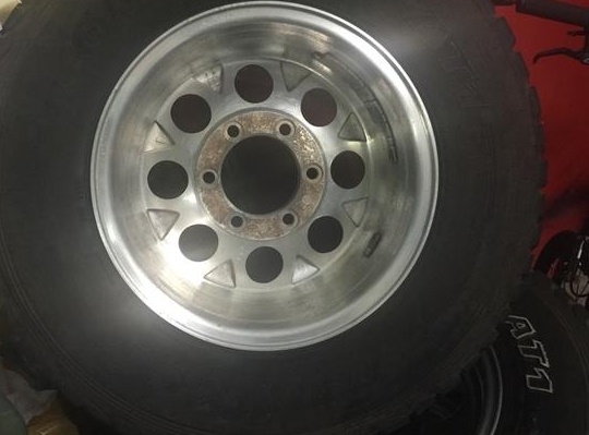 แม๊กซ์หยดน้ำโหดๆ 15"x8"-27 รู139 พร้อมยาง 30"x9.5""ปี13