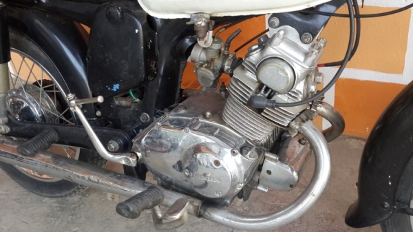 วุฒิ นนบุรี ขาย cd 125e รถเดิมๆเครื่องดีมีทะเบียนรถพร้อมใช้คับขับกลับได้เลย