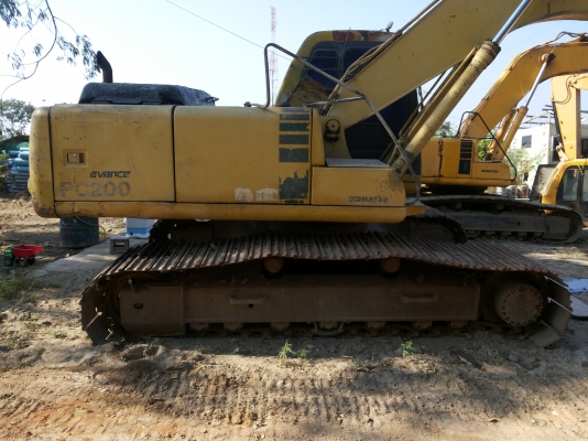 ขายรถแม็คโคร KOMATSU รุ่น PC200-6 สภาพสวย พร้อมใช้งาน