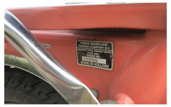 ลูกครึ่งมอเตอร์ไซด์ - จักรยาน ตราTOMOS