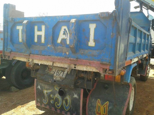 ขาย6ล้อดั้ม ISUZU NPR125แรง เครื่องดี แคชซีสวย เกียร์ร็อก ยาง825ขอบ16 สภาพพร้อมใช้งาน เอกสารพร้อมโอน จัดไฟแนนซ์ได้ เงื่อนไขง่ายๆวันเดียวรับรถ สนใจโทร090-8588220คุณนะ ID:narong498 หรือ www.truck.in.th/498 หรือfb:ณรงค์ ซื้อขายรถมือสอง (เว็บไซต์ส่วนตัว)